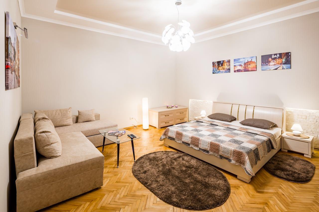 Onlviv Apartments Teatralna 23 Exteriör bild